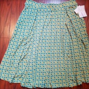 LulaRoe Madison Pleated Skirt. Polka Dot